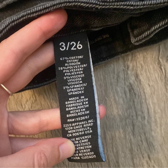 Kendall & Kylie Denim Shorts Size 26 - Picture 5 of 6